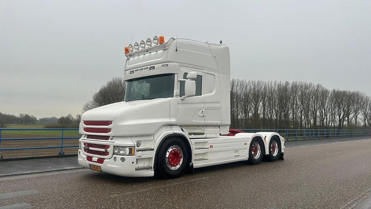 Scania T520 6x4 Nosbil Euro 6 2014 - Dragbil