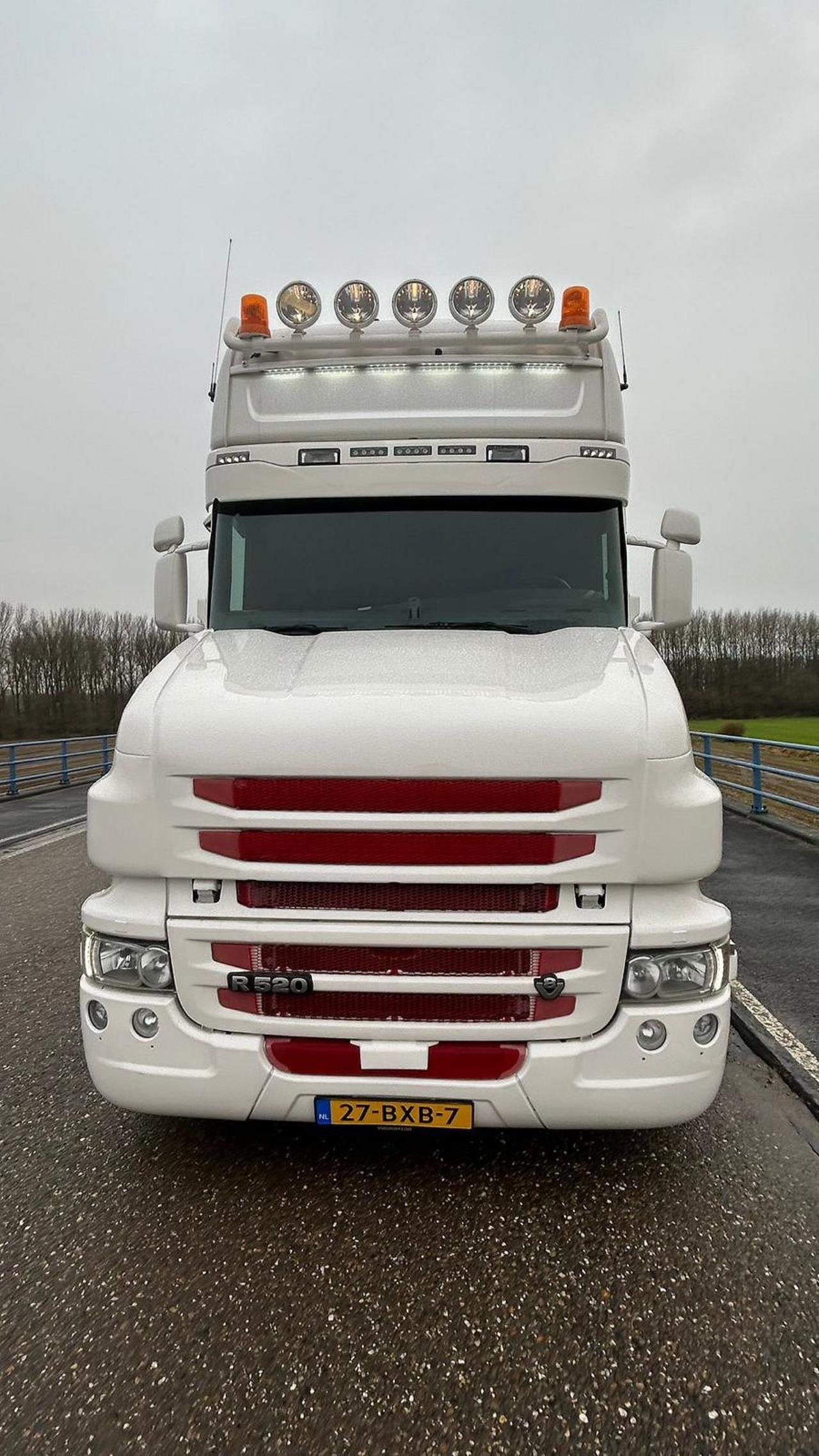 Scania T520 6x4 Nosbil Euro 6 2014 - Dragbil