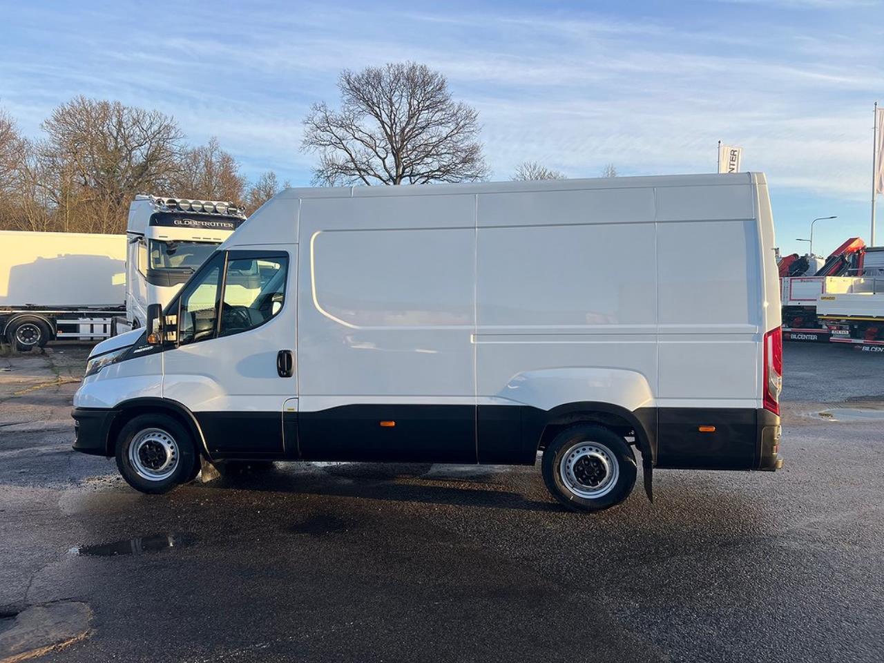 Iveco Daily 35S14 Skåpbil A8 Hi-Matic Euro 6 2021 - Övrigt