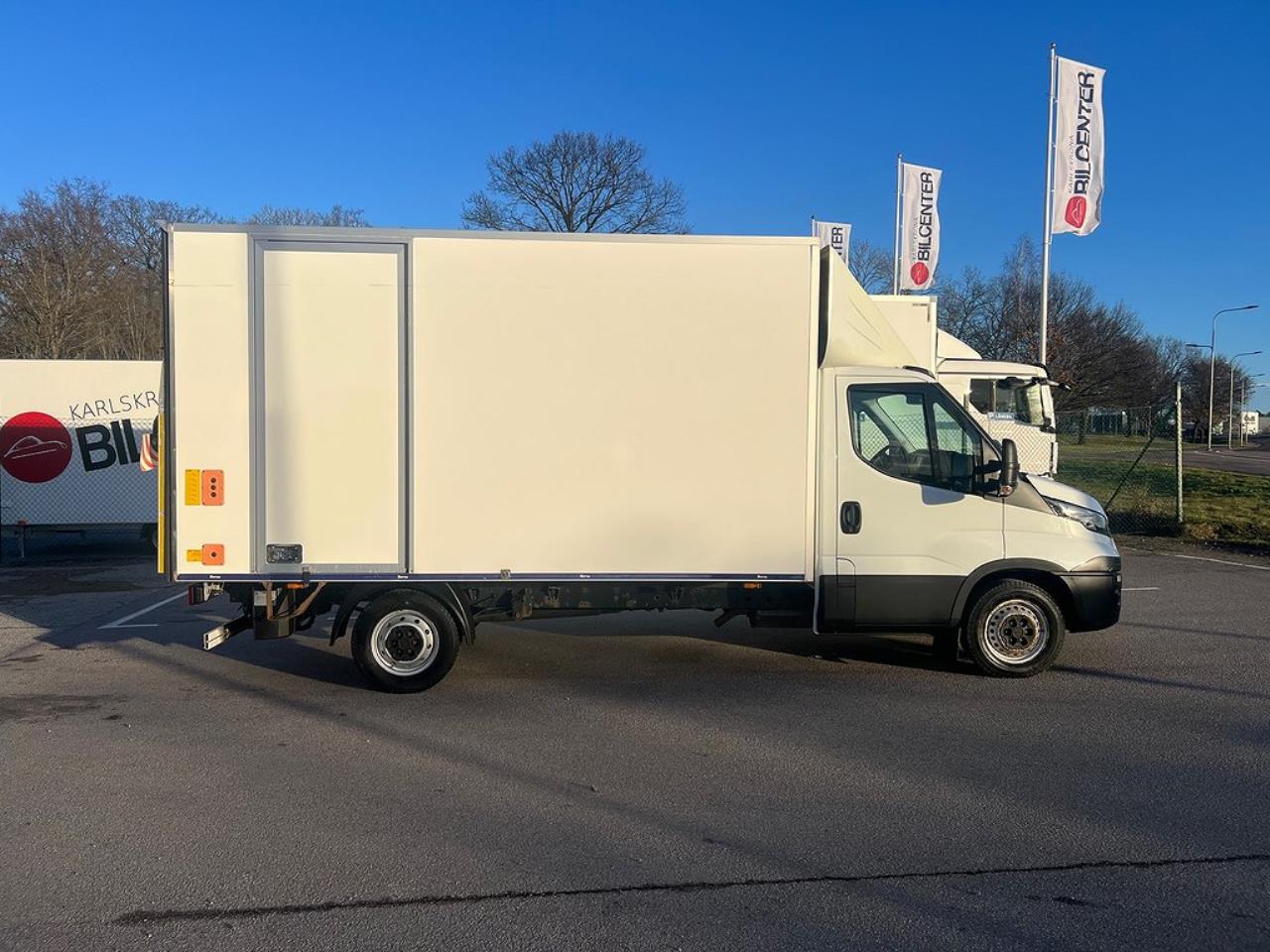 Iveco Daily 35S16 Hi-Matic Skåp & Lift Euro 6 2017 - Övrigt