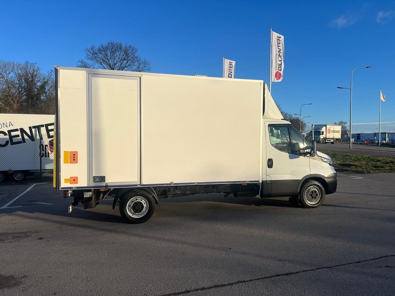 Iveco Daily 35S16 Hi-Matic Skåp & Lift Euro 6 2017 - Övrigt