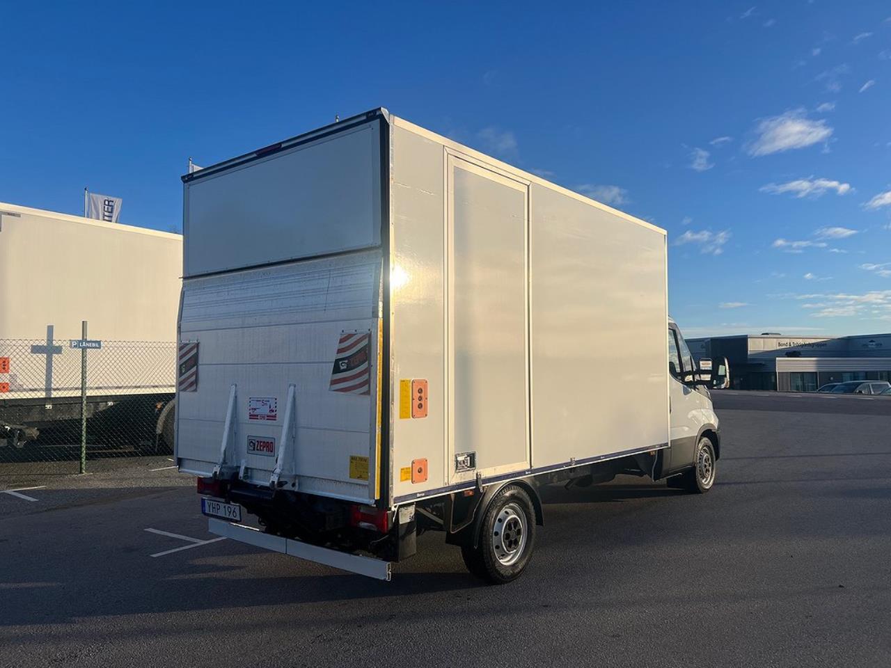 Iveco Daily 35S16 Hi-Matic Skåp & Lift Euro 6 2017 - Övrigt