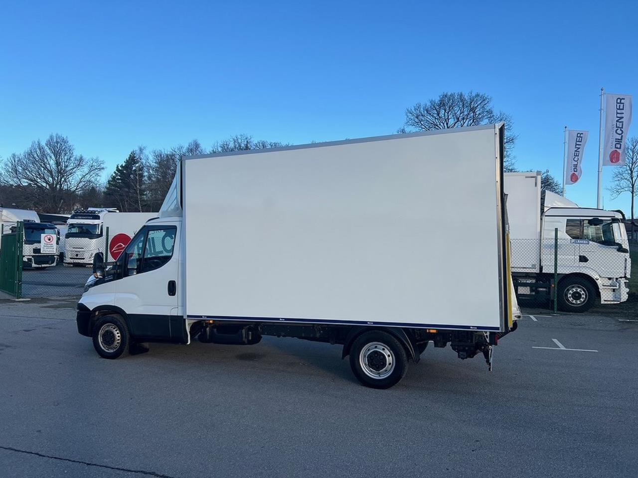 Iveco Daily 35S16 Hi-Matic Skåp & Lift Euro 6 2017 - Övrigt