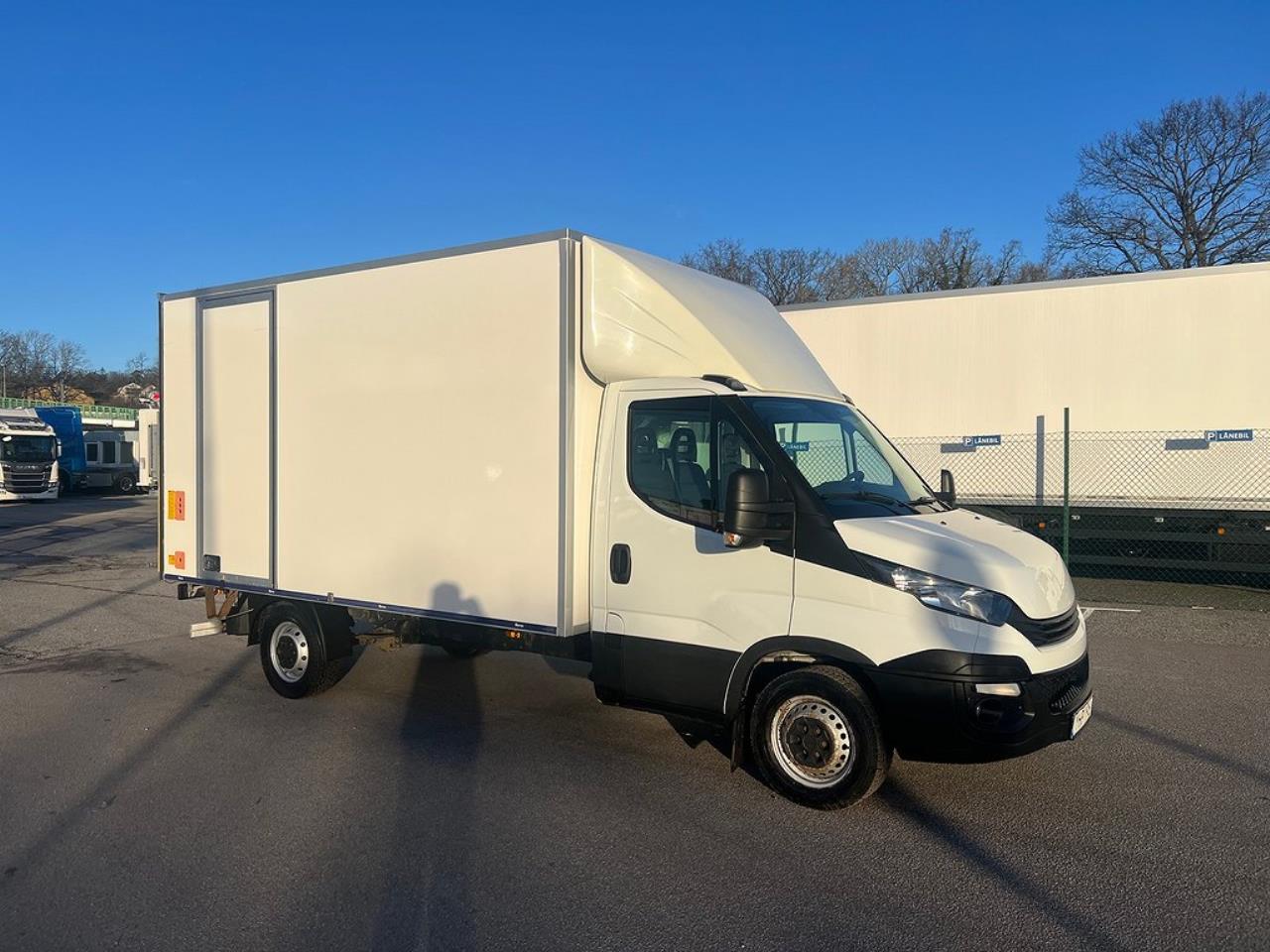 Iveco Daily 35S16 Hi-Matic Skåp & Lift Euro 6 2017 - Övrigt