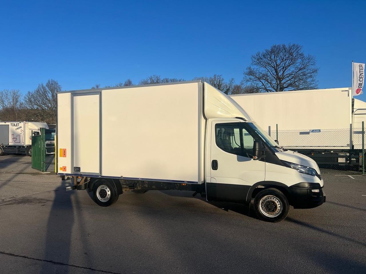 Iveco Daily 35S16 Hi-Matic Skåp & Lift Euro 6 2017 - Övrigt