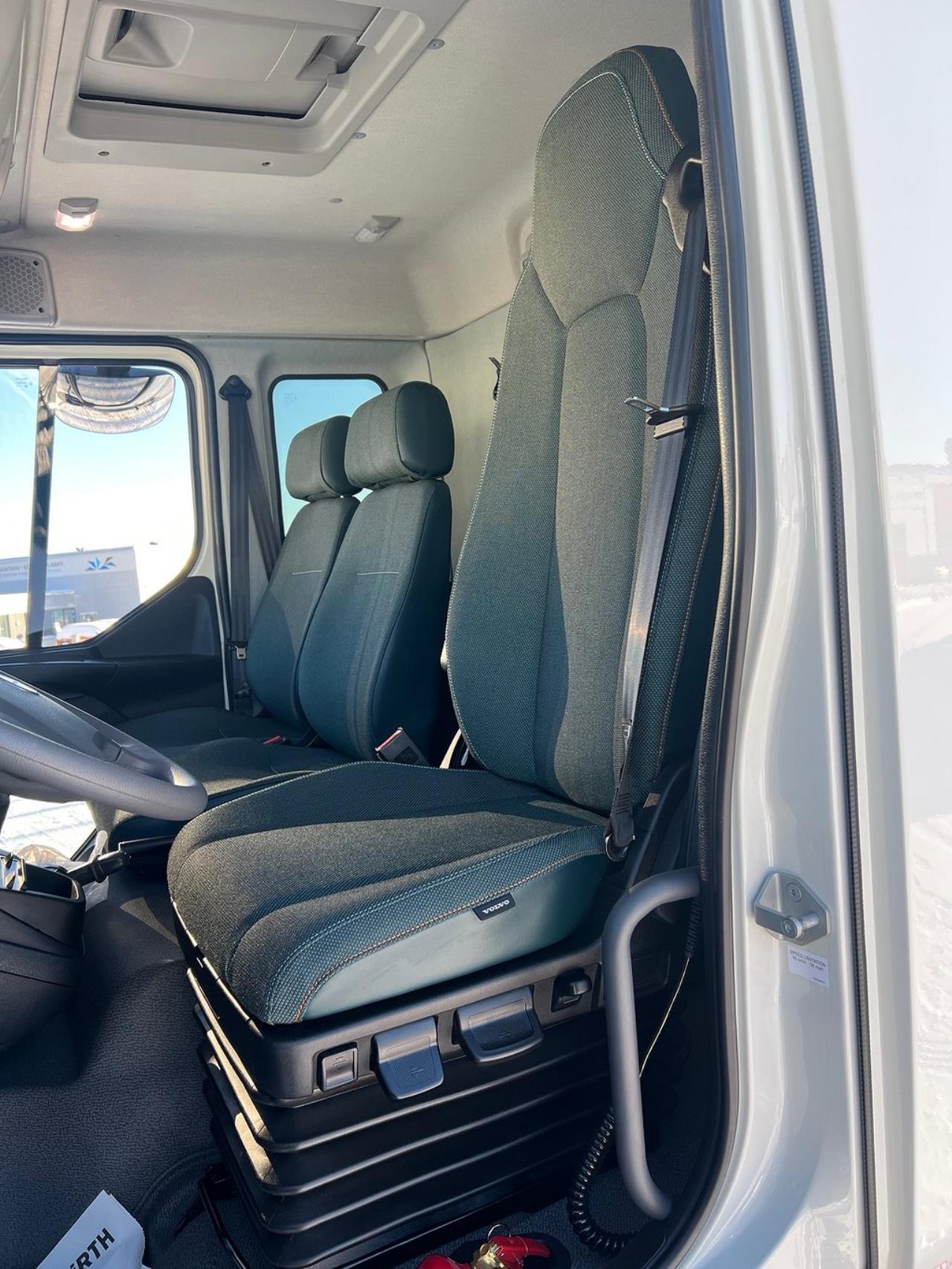 Volvo FL250 4x2 Nya Modellen TMA bil / Servicebil Toalett 2024 - TMA