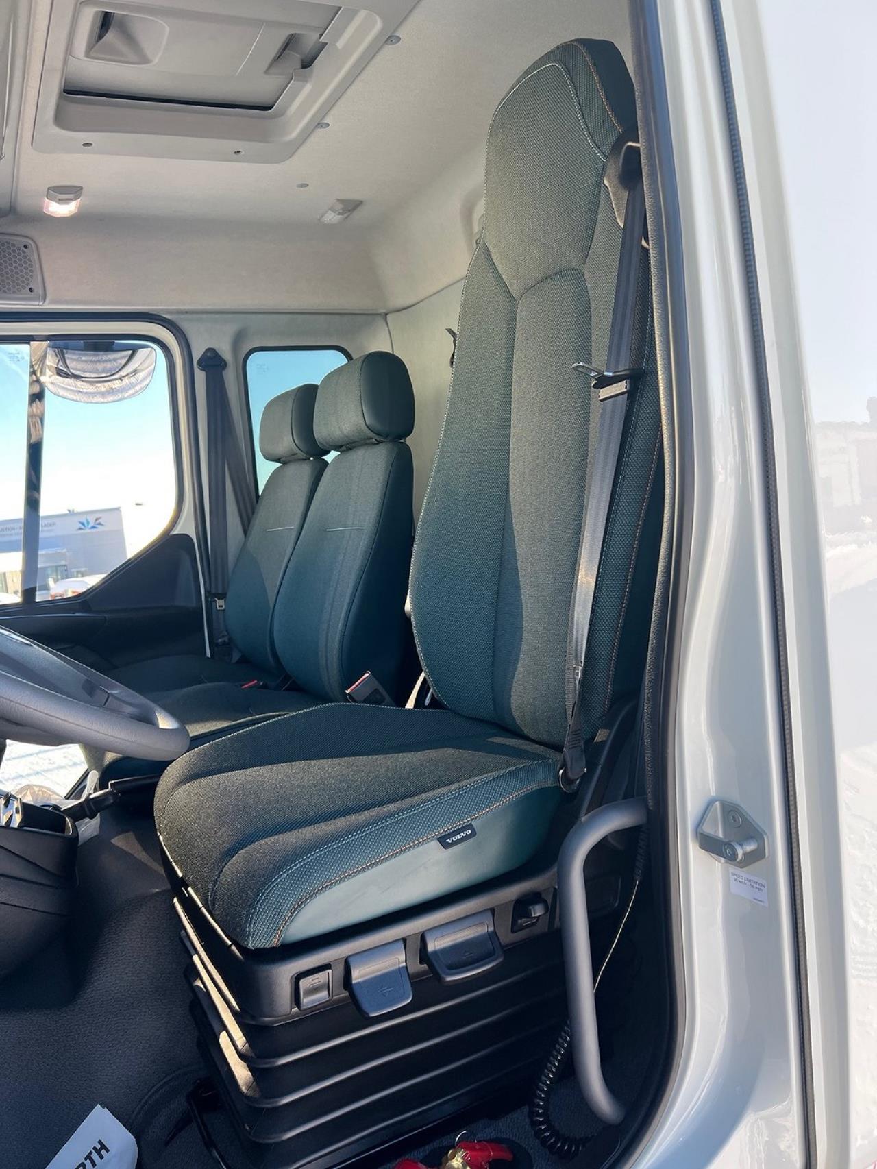 Volvo FL250 4x2 Nya Modellen TMA bil / Servicebil Toalett 2024 - TMA