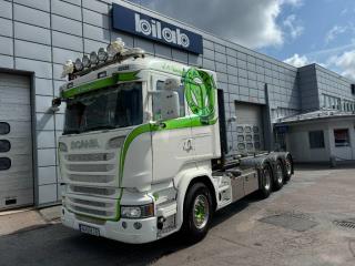 Scania R520 8x4*4