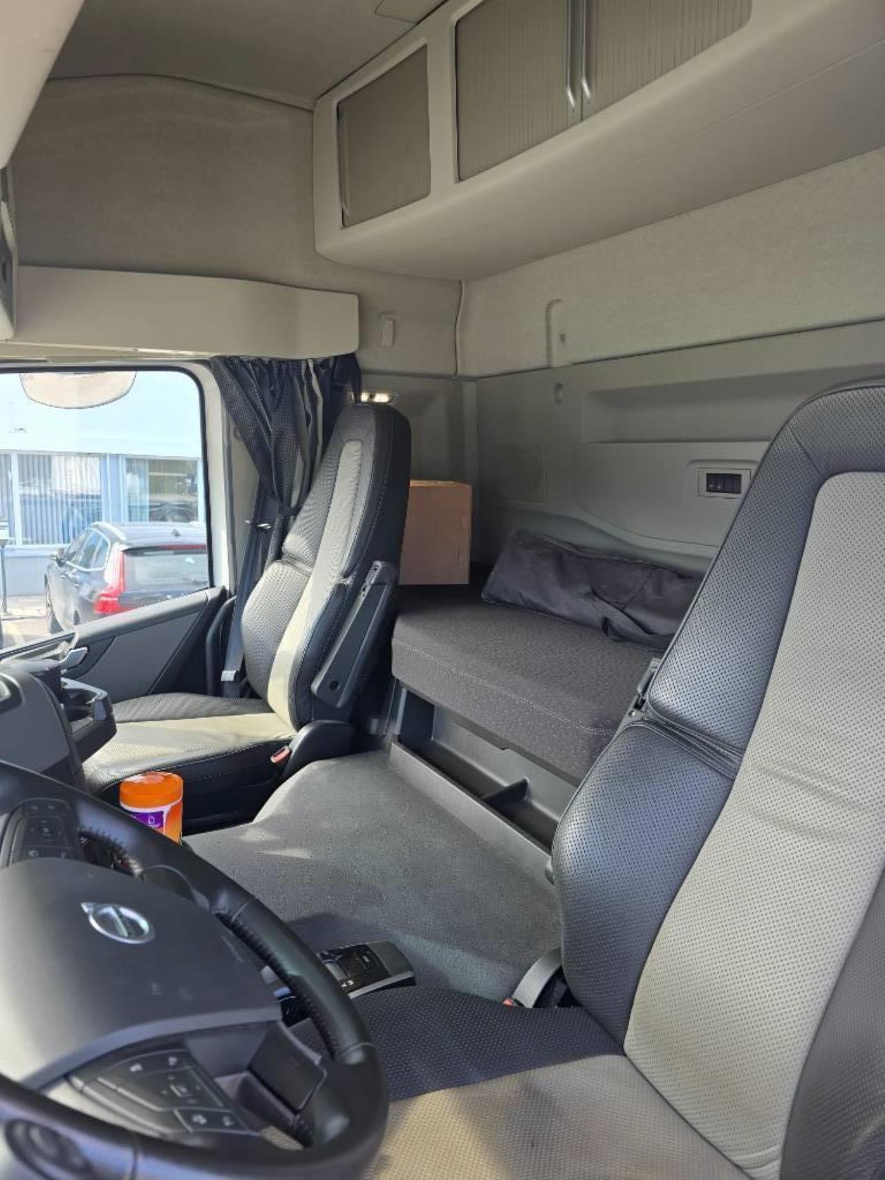Volvo FM Electric 2024 - Krok/Lastväxlare