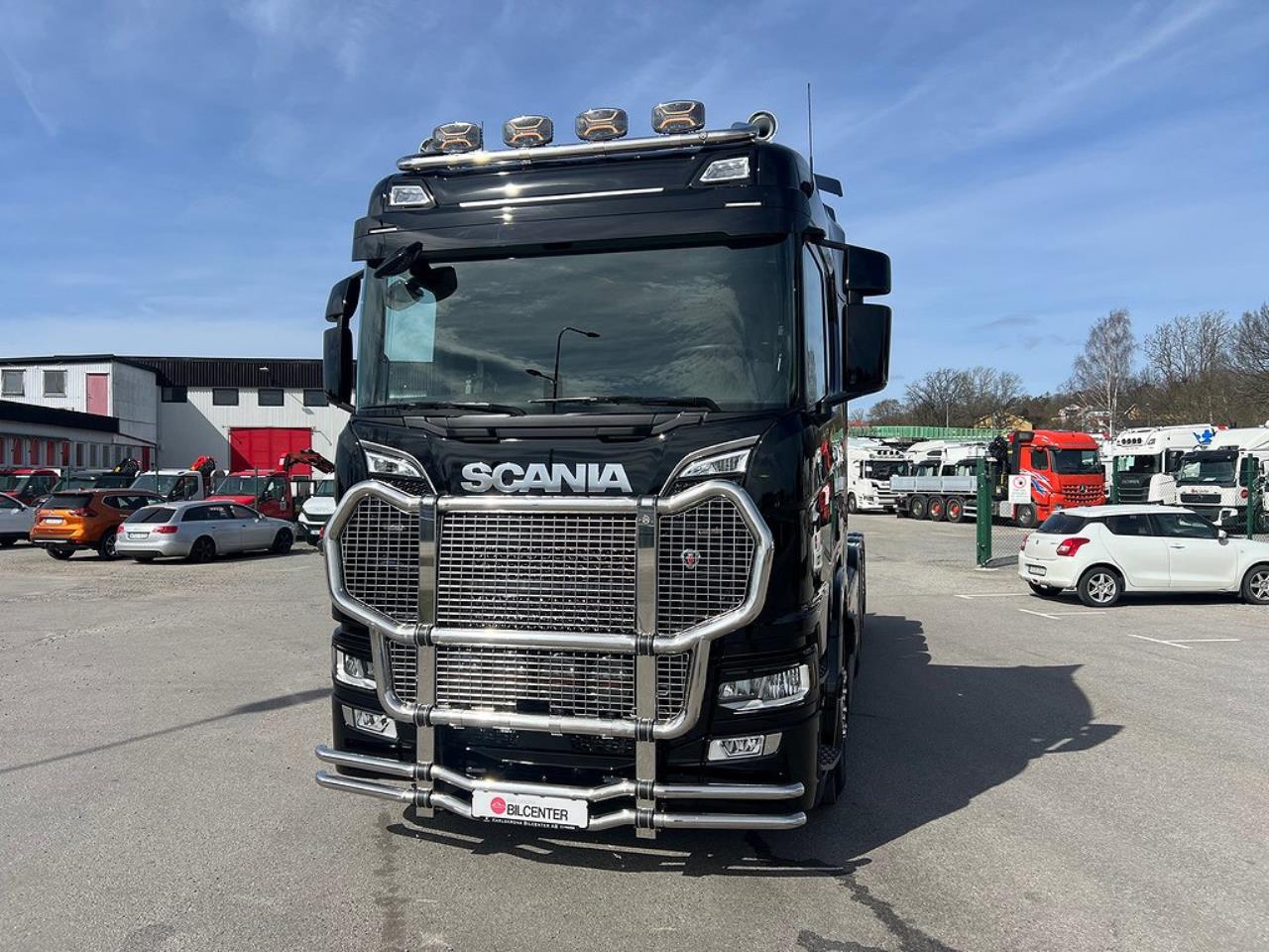 Scania R660 V8 8x4*4 Tridem Hiab 26 Lastväxlare Fullutrustad 2025 - Krok/Lastväxlare