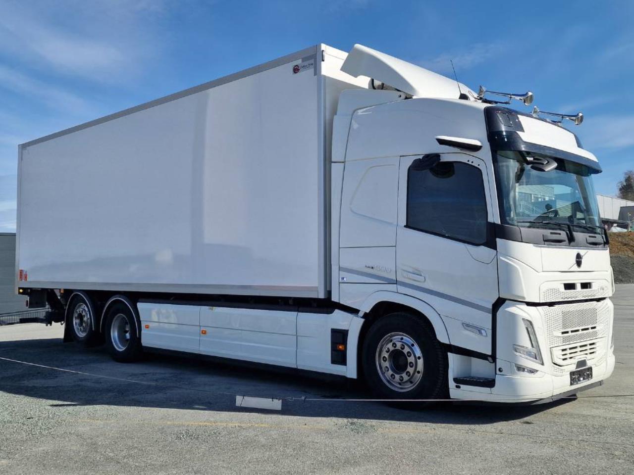 Volvo FM500 6x2 2024 - Skåp