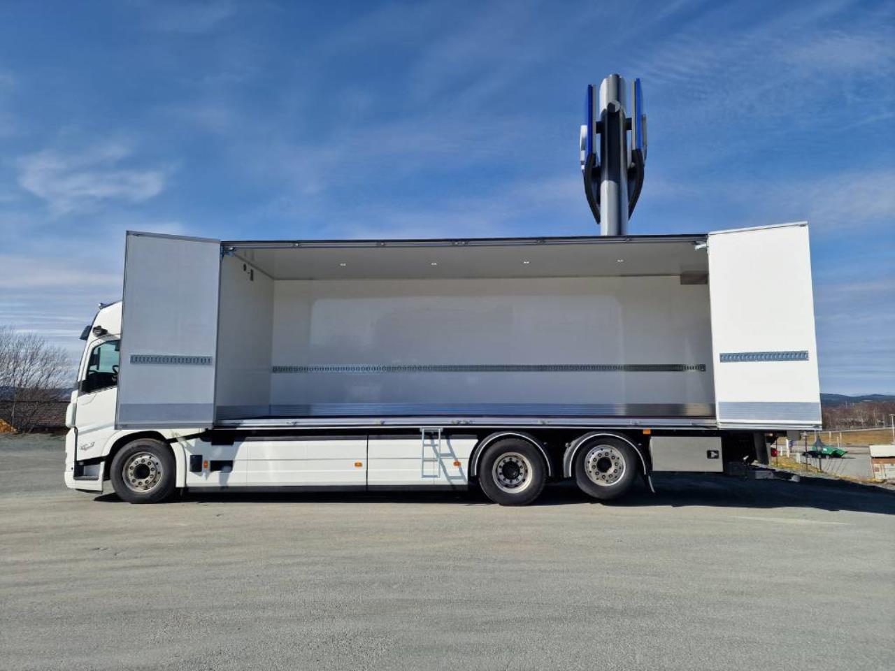 Volvo FM500 6x2 2024 - Skåp