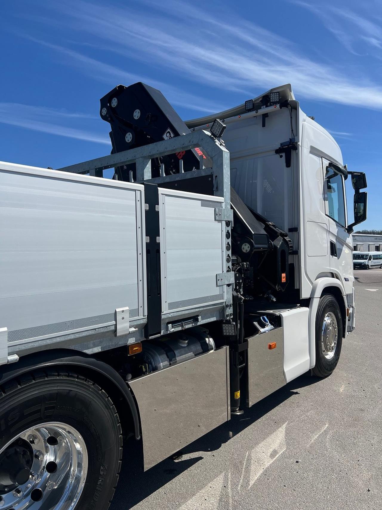Scania G500 8x4*4 Tridem Brädgårdsbil Hiab 302 E6 Kran 2023 - Kran