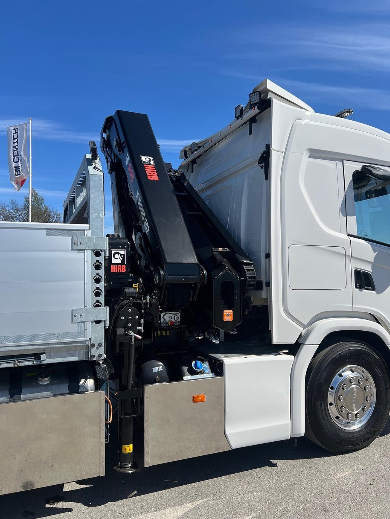 Scania G500 8x4*4 Tridem Brädgårdsbil Hiab 302 E6 Kran 2023 - Kran