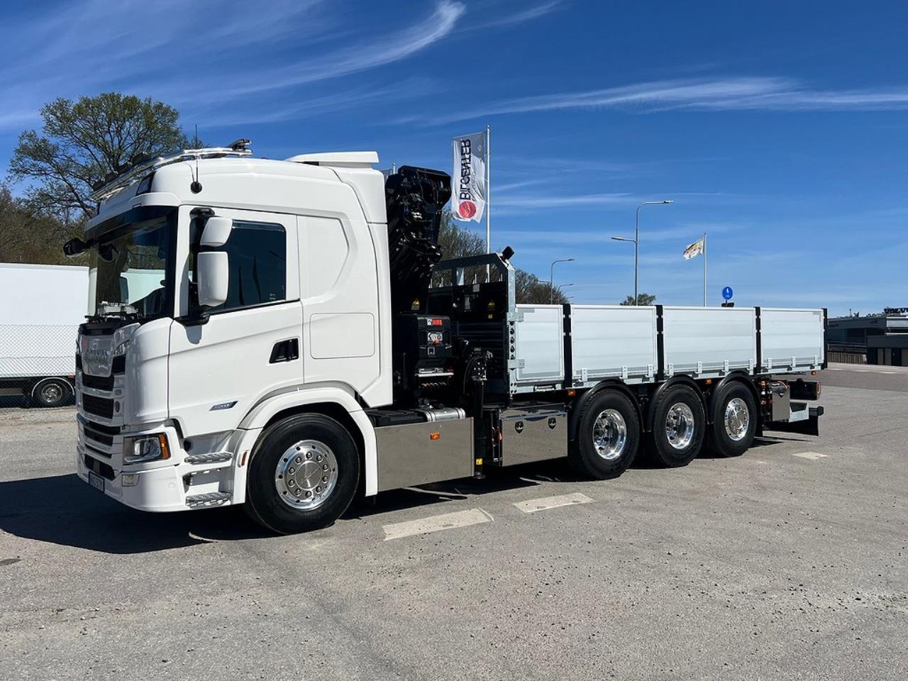 Scania G500 8x4*4 Tridem Brädgårdsbil Hiab 302 E6 Kran 2023 - Kran