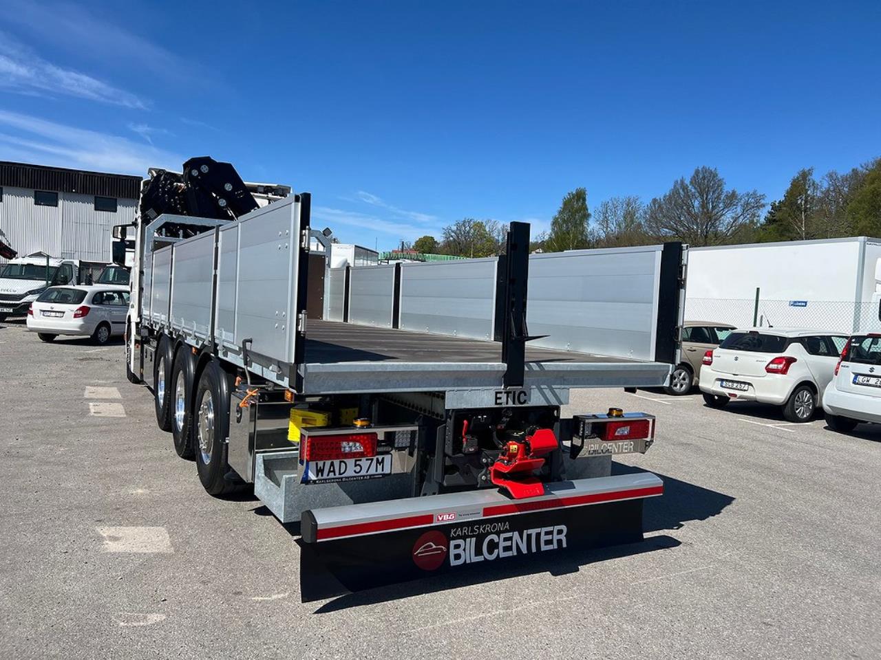 Scania G500 8x4*4 Tridem Brädgårdsbil Hiab 302 E6 Kran 2023 - Kran