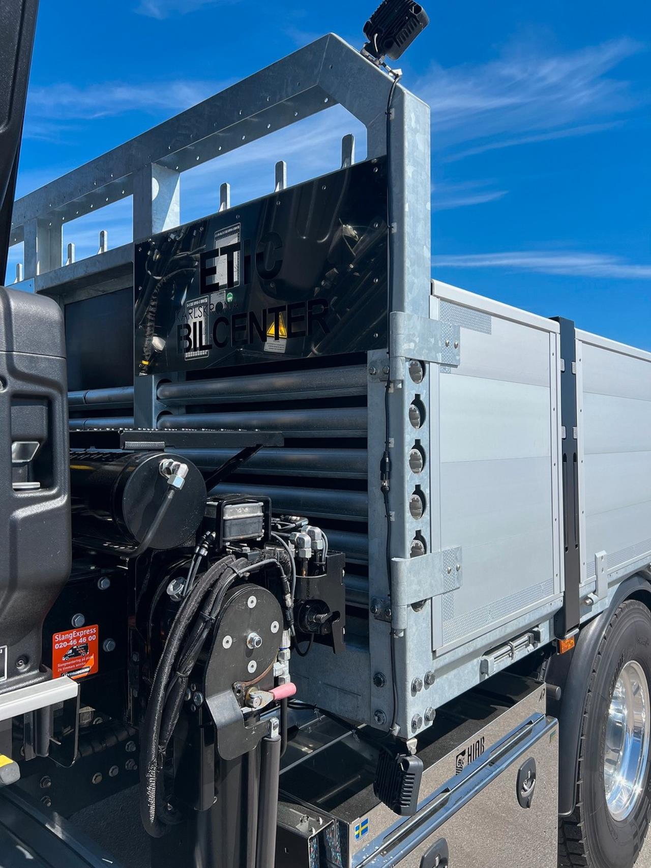 Scania G500 8x4*4 Tridem Brädgårdsbil Hiab 302 E6 Kran 2023 - Kran