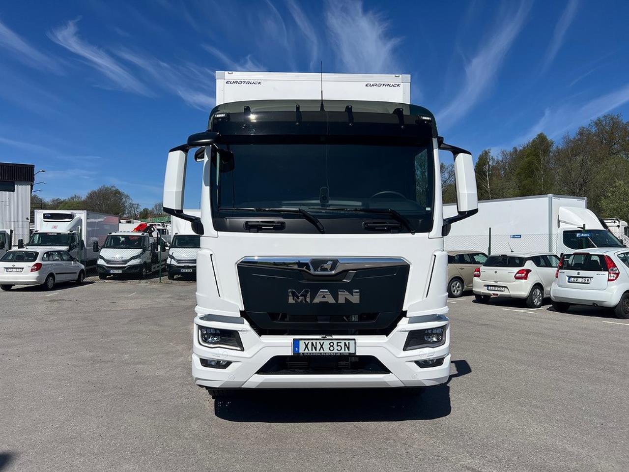 MAN TGM 18.290 4x2 Skåpbil Öppningsbarsida Sovhytt 2023 - Skåp