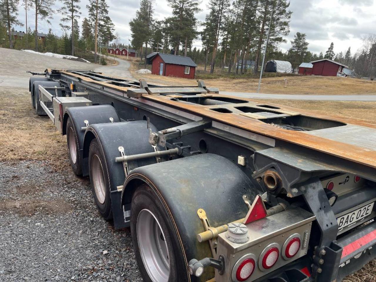Parator LT 18-24 med tipp tillgänglig omgående 2021 - Lastväxlare