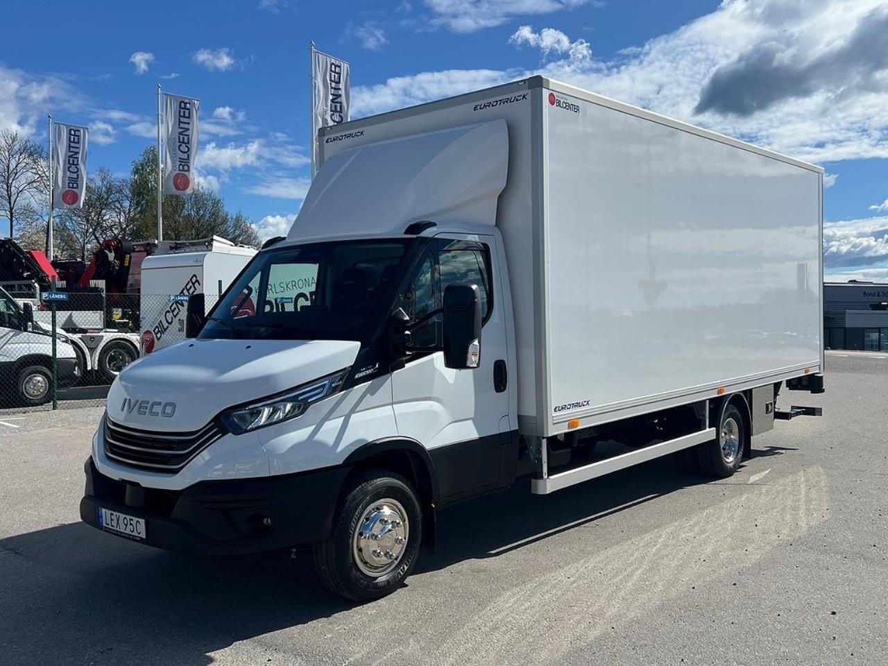 Iveco Daily 72C18  Skåpbil Aut Fullutrustad Lastvikt 3390 Kg 2025 - Skåp