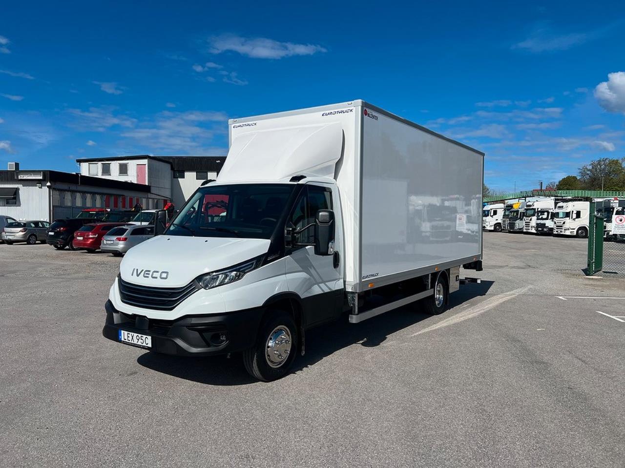 Iveco Daily 72C18  Skåpbil Aut Fullutrustad Lastvikt 3390 Kg 2025 - Skåp