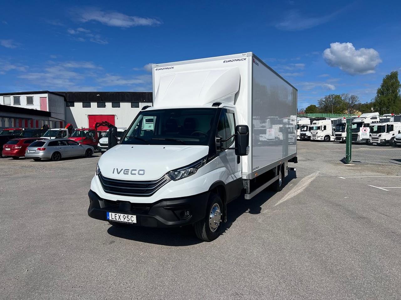 Iveco Daily 72C18  Skåpbil Aut Fullutrustad Lastvikt 3390 Kg 2025 - Skåp