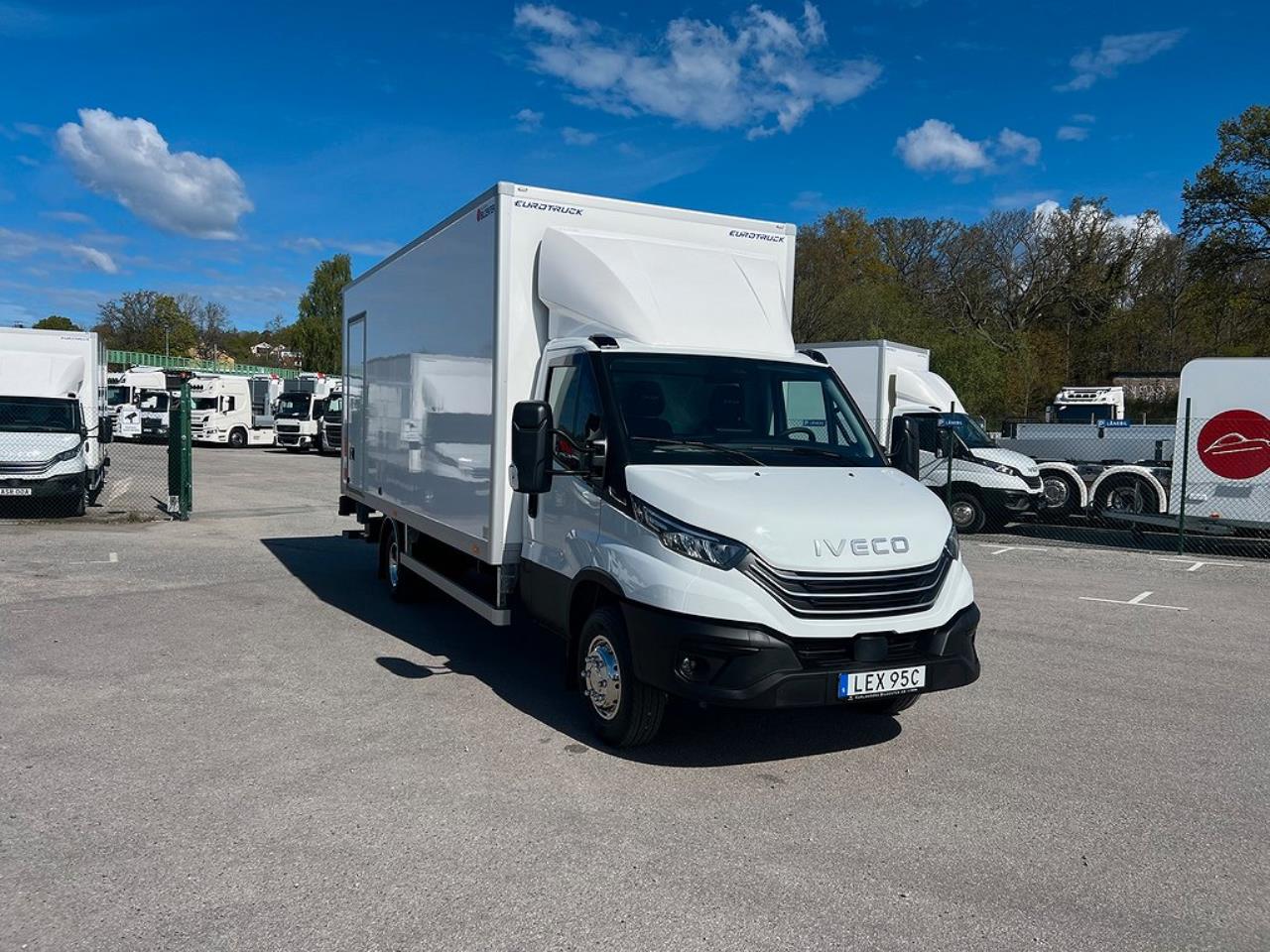 Iveco Daily 72C18  Skåpbil Aut Fullutrustad Lastvikt 3390 Kg 2025 - Skåp