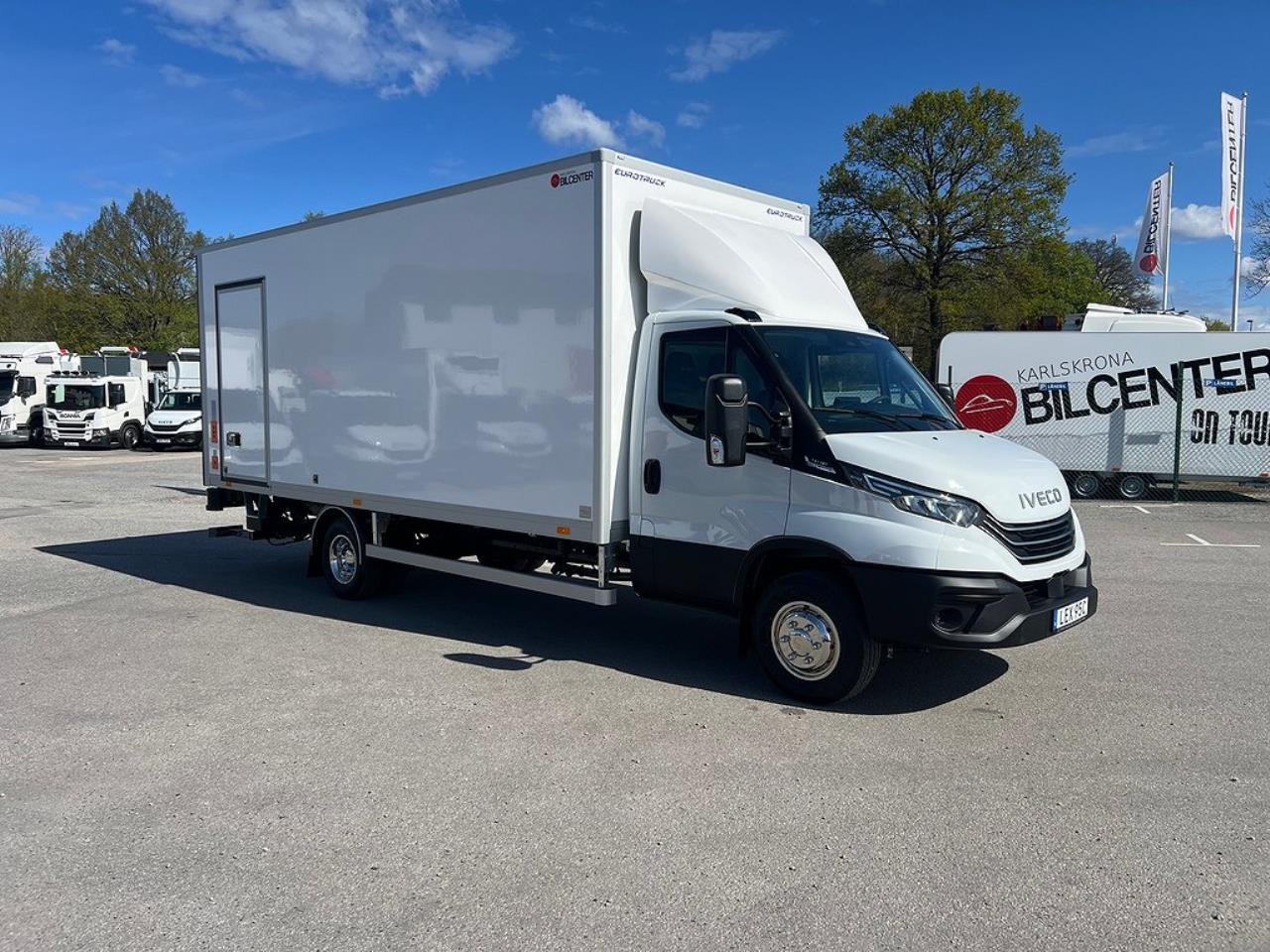 Iveco Daily 72C18  Skåpbil Aut Fullutrustad Lastvikt 3390 Kg 2025 - Skåp
