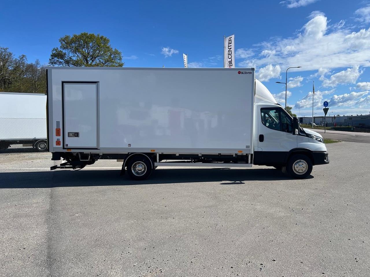 Iveco Daily 72C18  Skåpbil Aut Fullutrustad Lastvikt 3390 Kg 2025 - Skåp