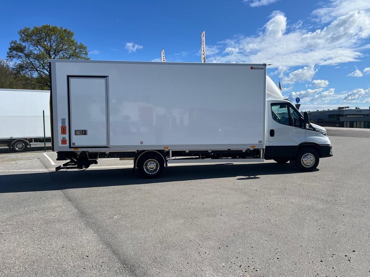 Iveco Daily 72C18  Skåpbil Aut Fullutrustad Lastvikt 3390 Kg 2025 - Skåp