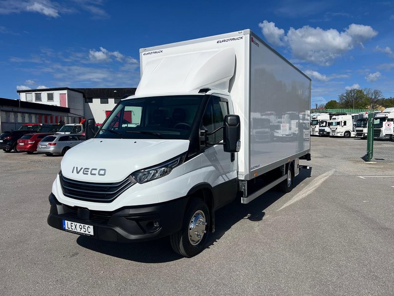 Iveco Daily 72C18  Skåpbil Aut Fullutrustad Lastvikt 3390 Kg 2025 - Skåp