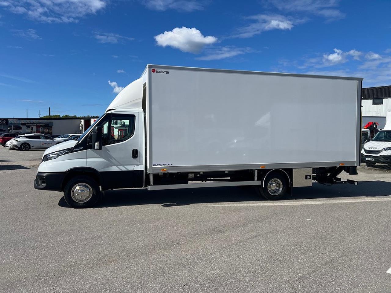 Iveco Daily 72C18  Skåpbil Aut Fullutrustad Lastvikt 3390 Kg 2025 - Skåp