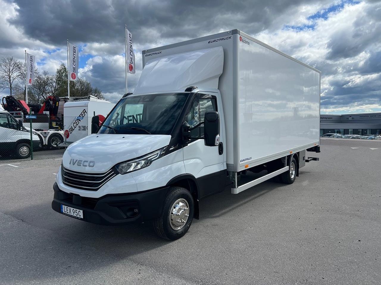 Iveco Daily 72C18  Skåpbil Aut Fullutrustad Lastvikt 3390 Kg 2025 - Skåp