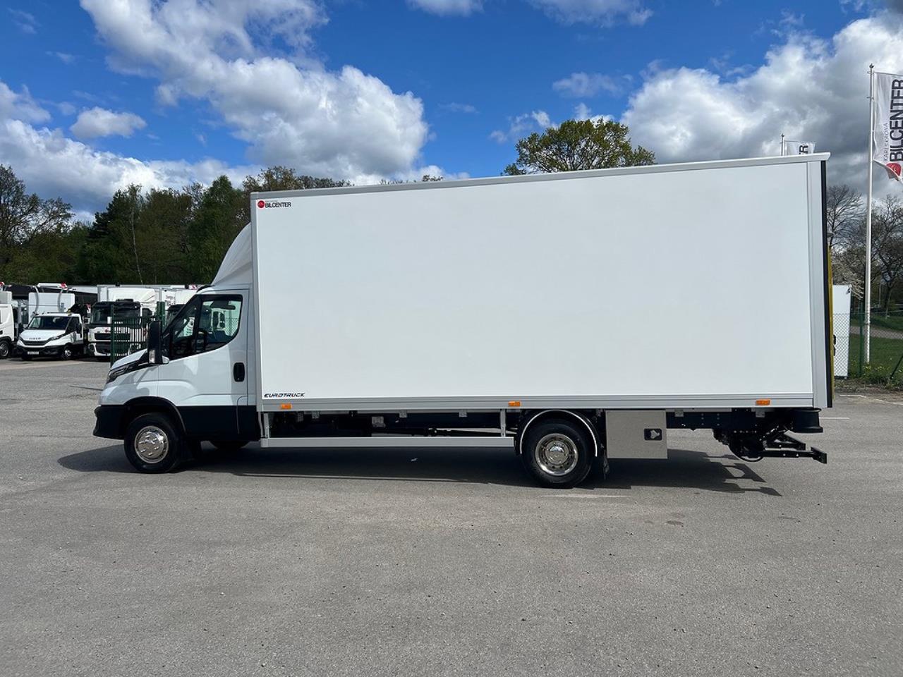 Iveco Daily 72C18  Skåpbil Aut Fullutrustad Lastvikt 3390 Kg 2025 - Skåp