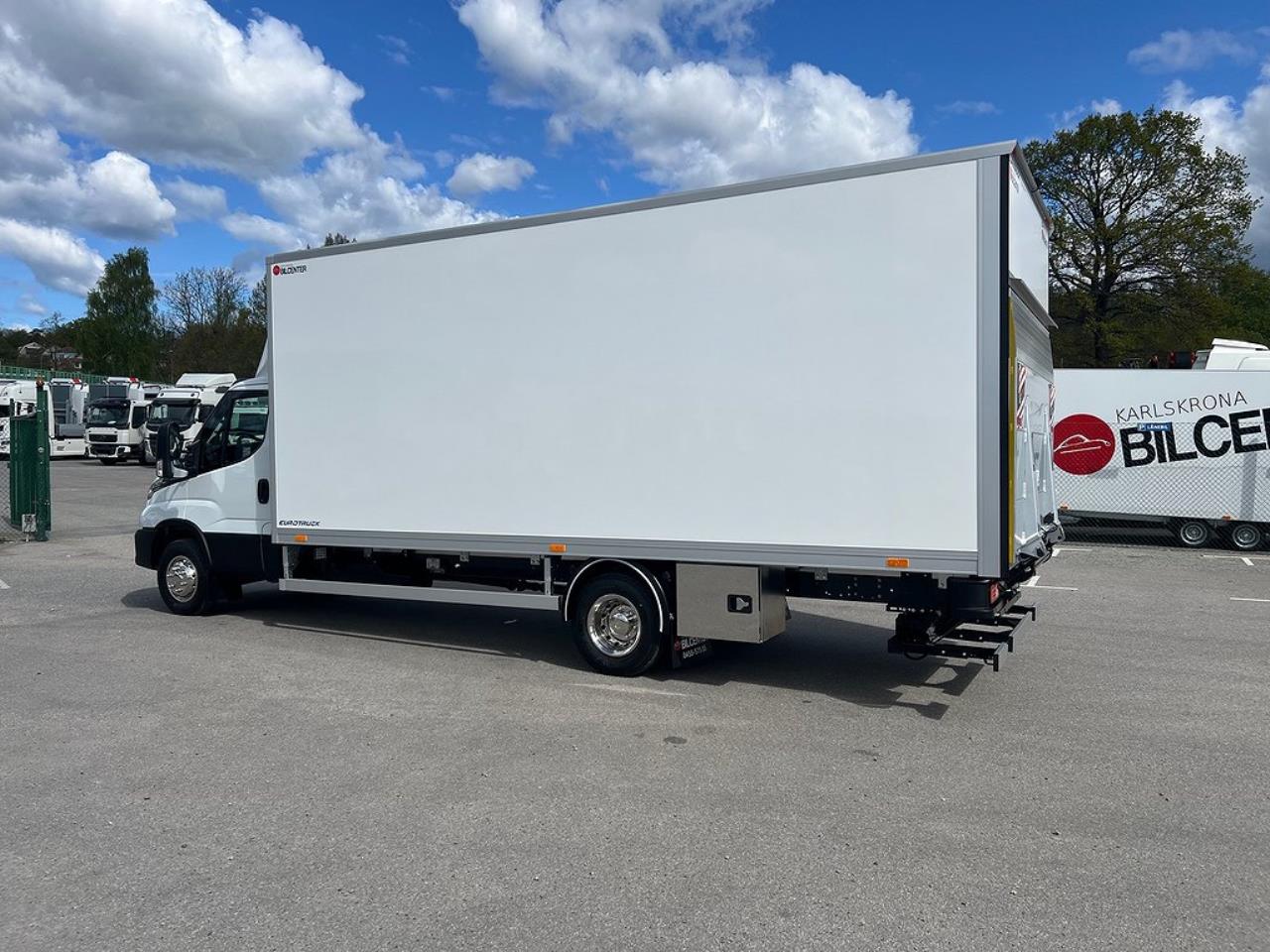 Iveco Daily 72C18  Skåpbil Aut Fullutrustad Lastvikt 3390 Kg 2025 - Skåp