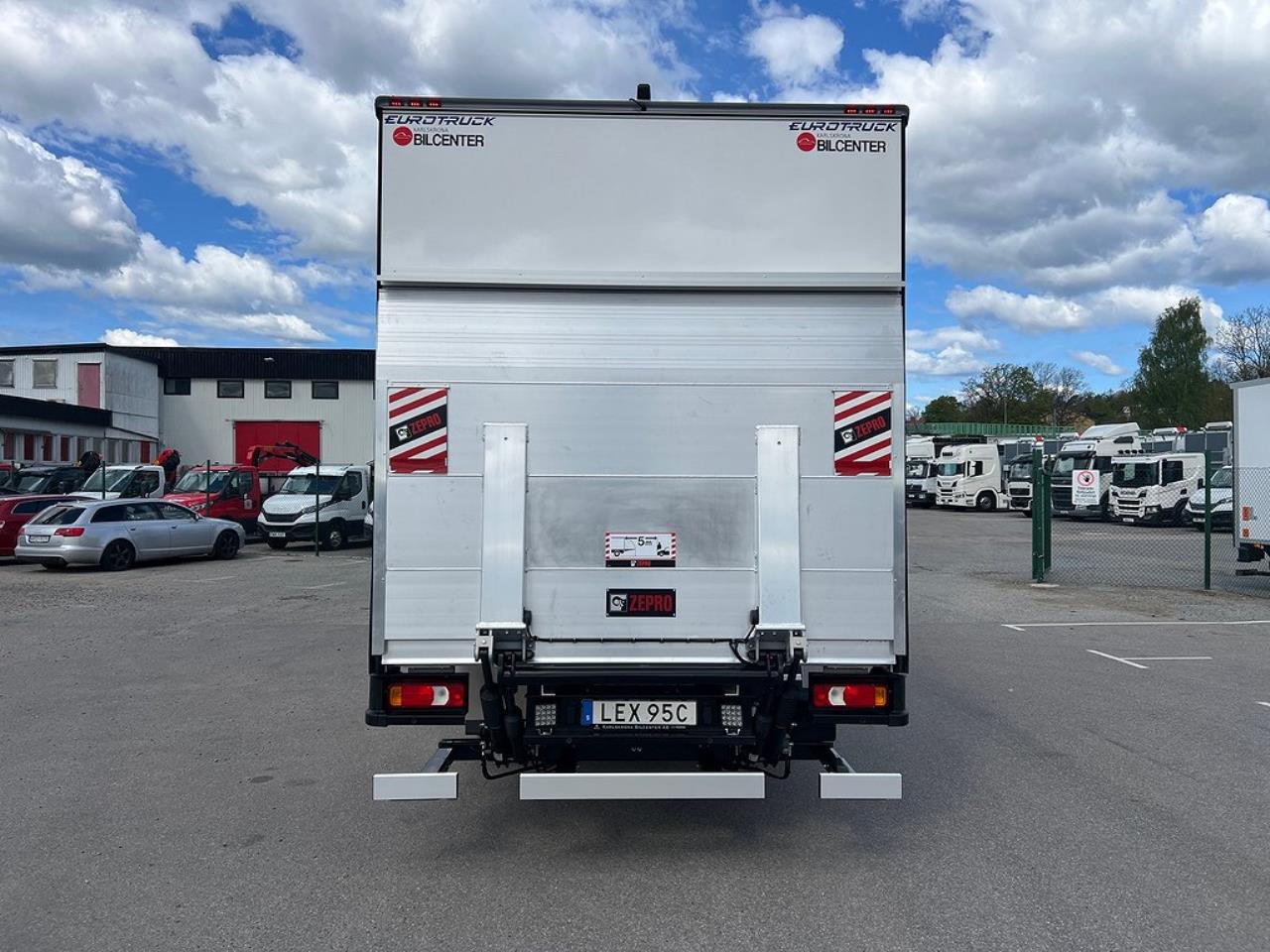Iveco Daily 72C18  Skåpbil Aut Fullutrustad Lastvikt 3390 Kg 2025 - Skåp