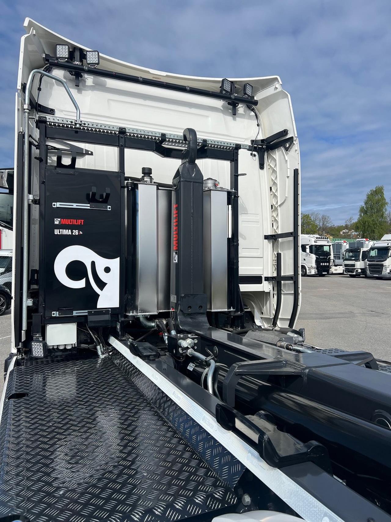 Scania R660 V8 8x4*4 Tridem Hiab 26 Lastväxlare Fullutrustad 2025 - Krok/Lastväxlare