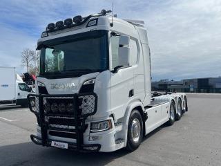 Scania R660 V8 8x4*4 Tridem Hiab 26 Lastväxlare Fullutrustad