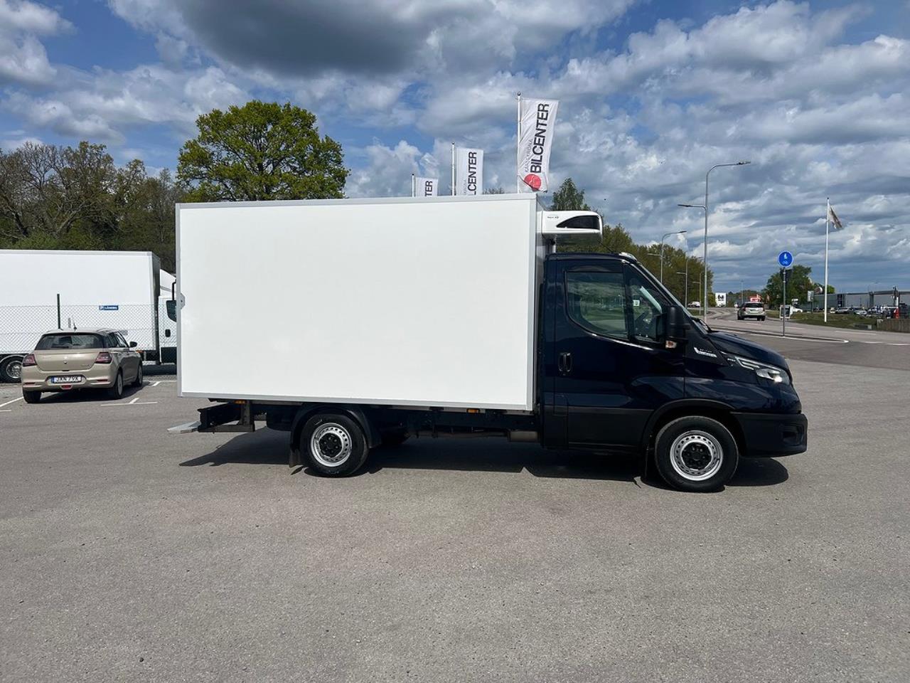 Iveco Daily 35S14 Skåpbil Kyl/Frysbil Dag/Nattkyla Euro 6 2023 - Övrigt