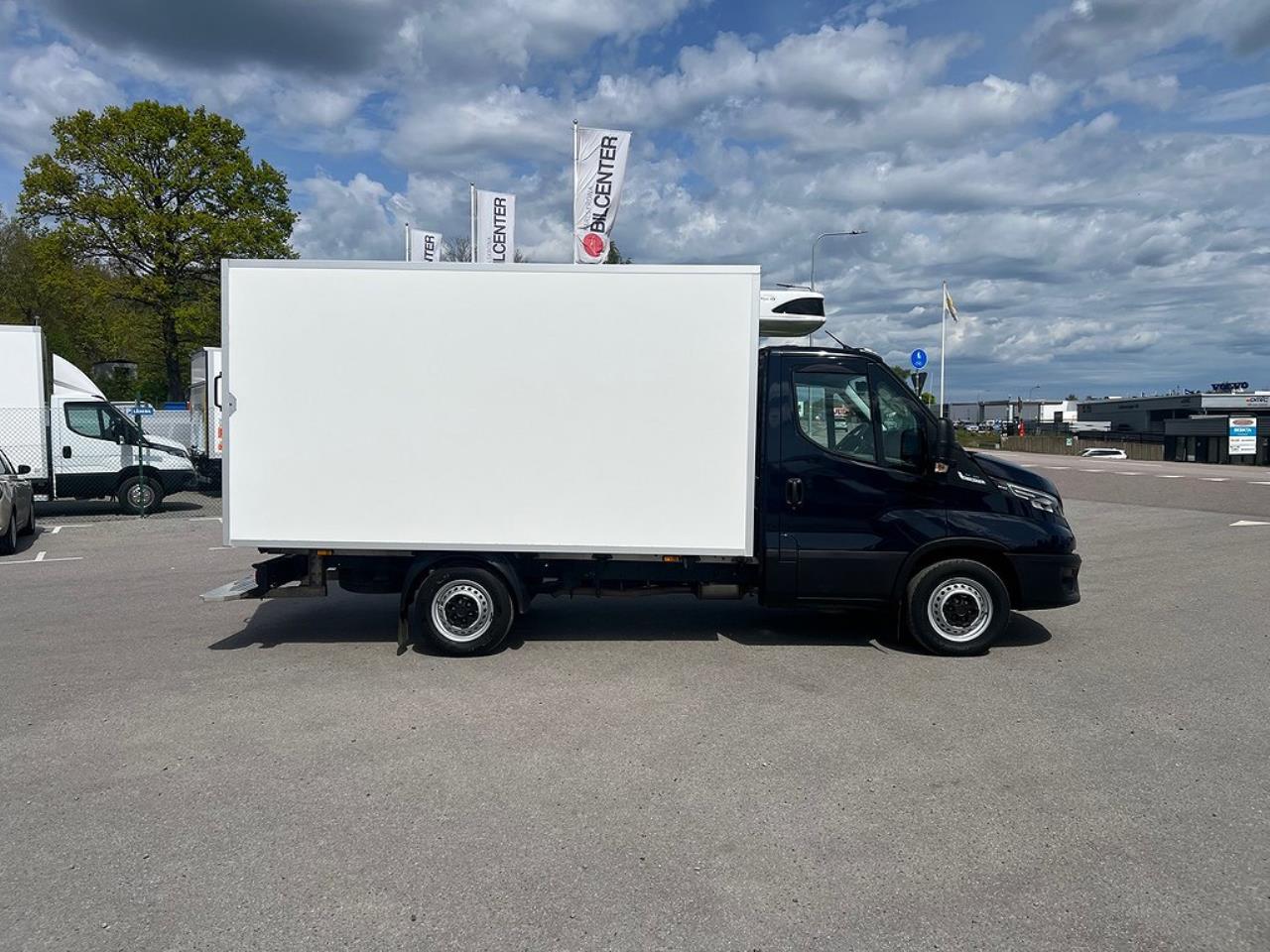 Iveco Daily 35S14 Skåpbil Kyl/Frysbil Dag/Nattkyla Euro 6 2023 - Övrigt