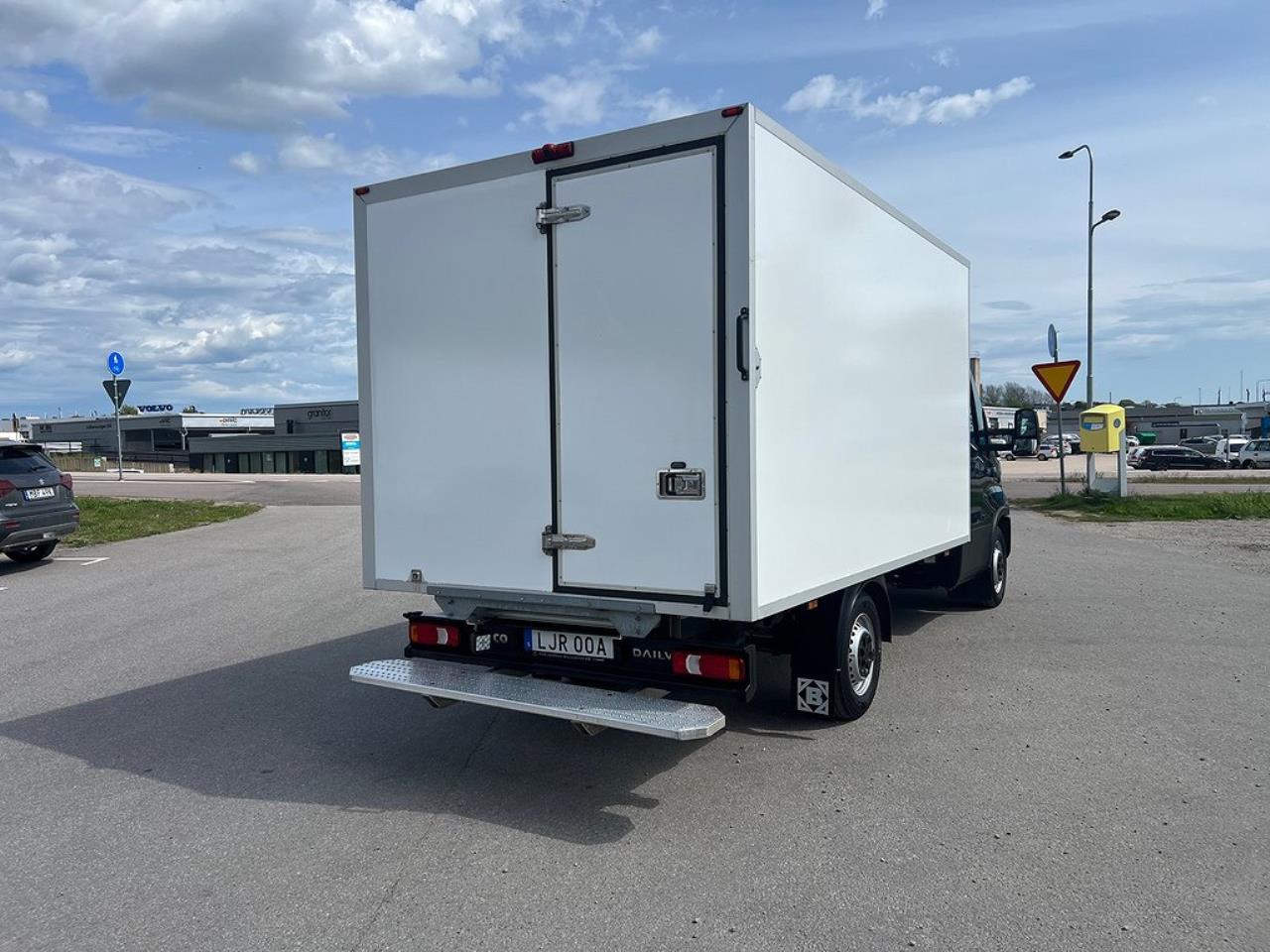 Iveco Daily 35S14 Skåpbil Kyl/Frysbil Dag/Nattkyla Euro 6 2023 - Övrigt