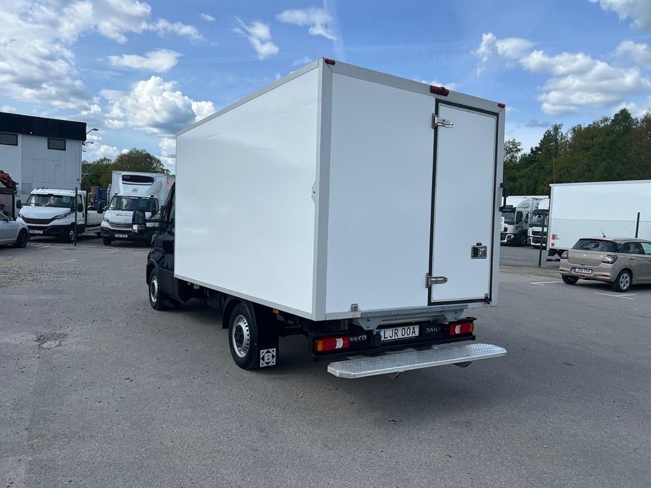 Iveco Daily 35S14 Skåpbil Kyl/Frysbil Dag/Nattkyla Euro 6 2023 - Övrigt