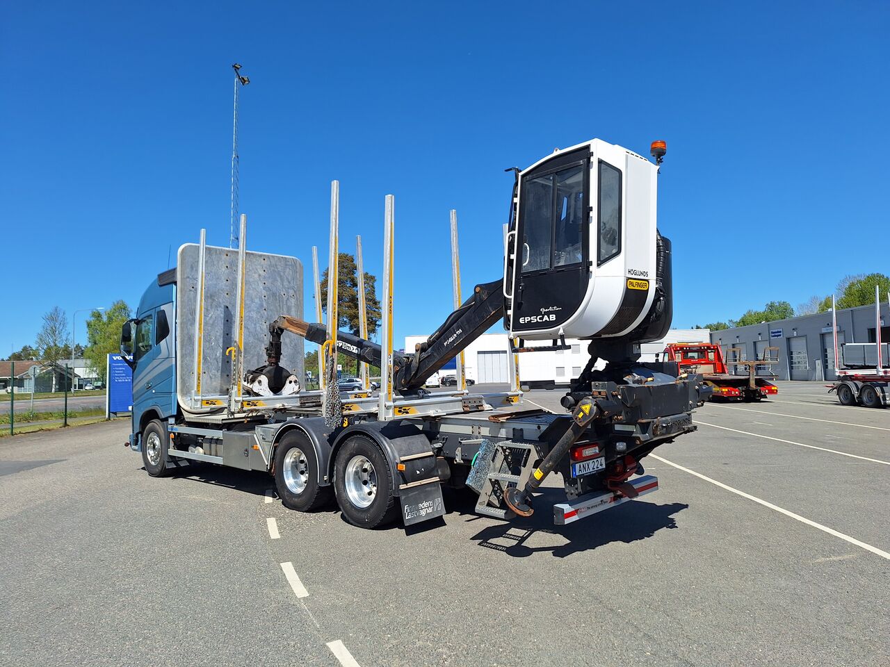 Volvo FH 6x4 Timmerbil med Kran 2018 - Timmer