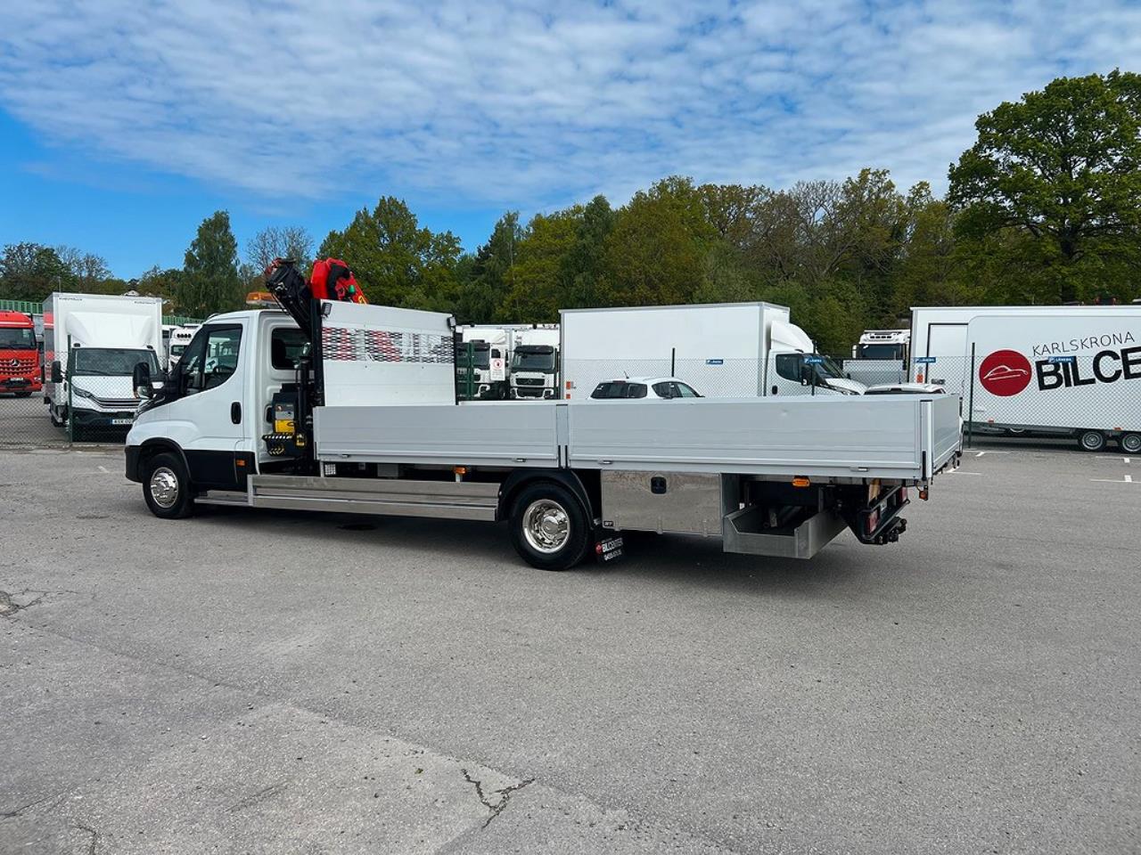 Iveco Daily 72C18 Automat Kranbil Palfinger Kran Euro 6 2021 - Övrigt