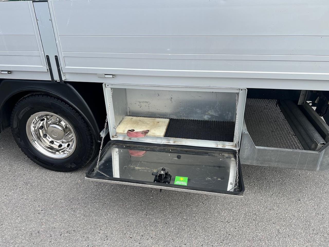 Iveco Daily 72C18 Automat Kranbil Palfinger Kran Euro 6 2021 - Övrigt