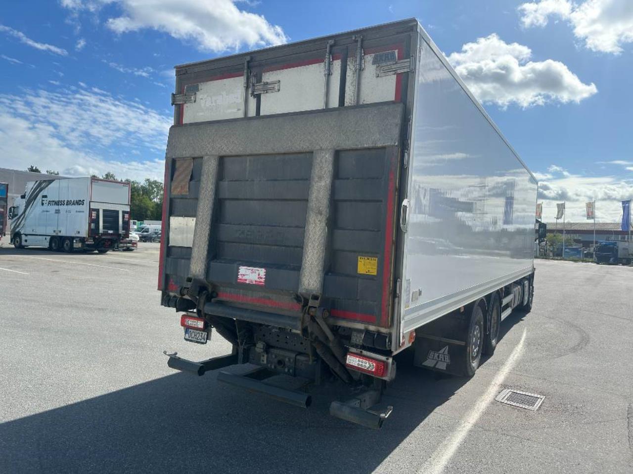 Volvo FM 370 6x2 Korridorbil Kylbil 2016 - Skåp isolerat
