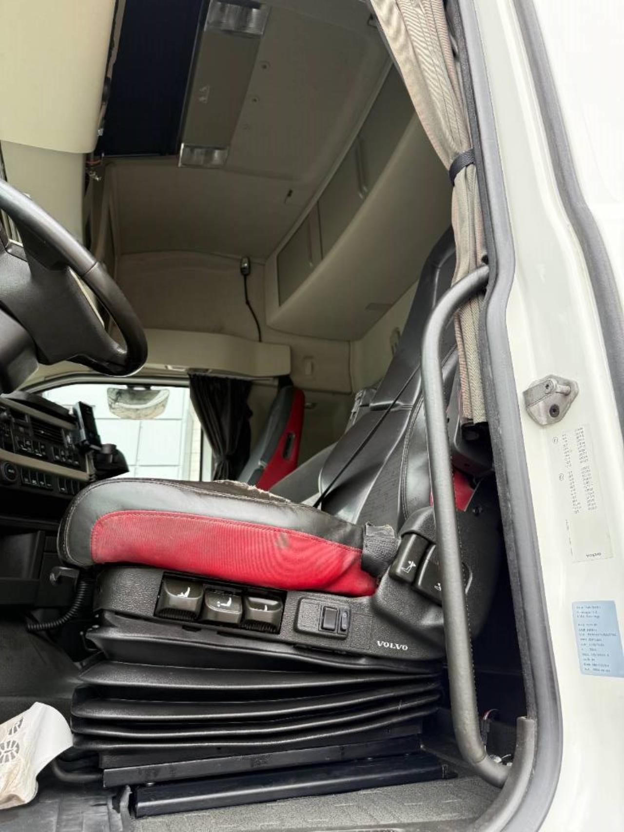 Volvo FH 6*2 med hydraulik 2018 - Dragbil
