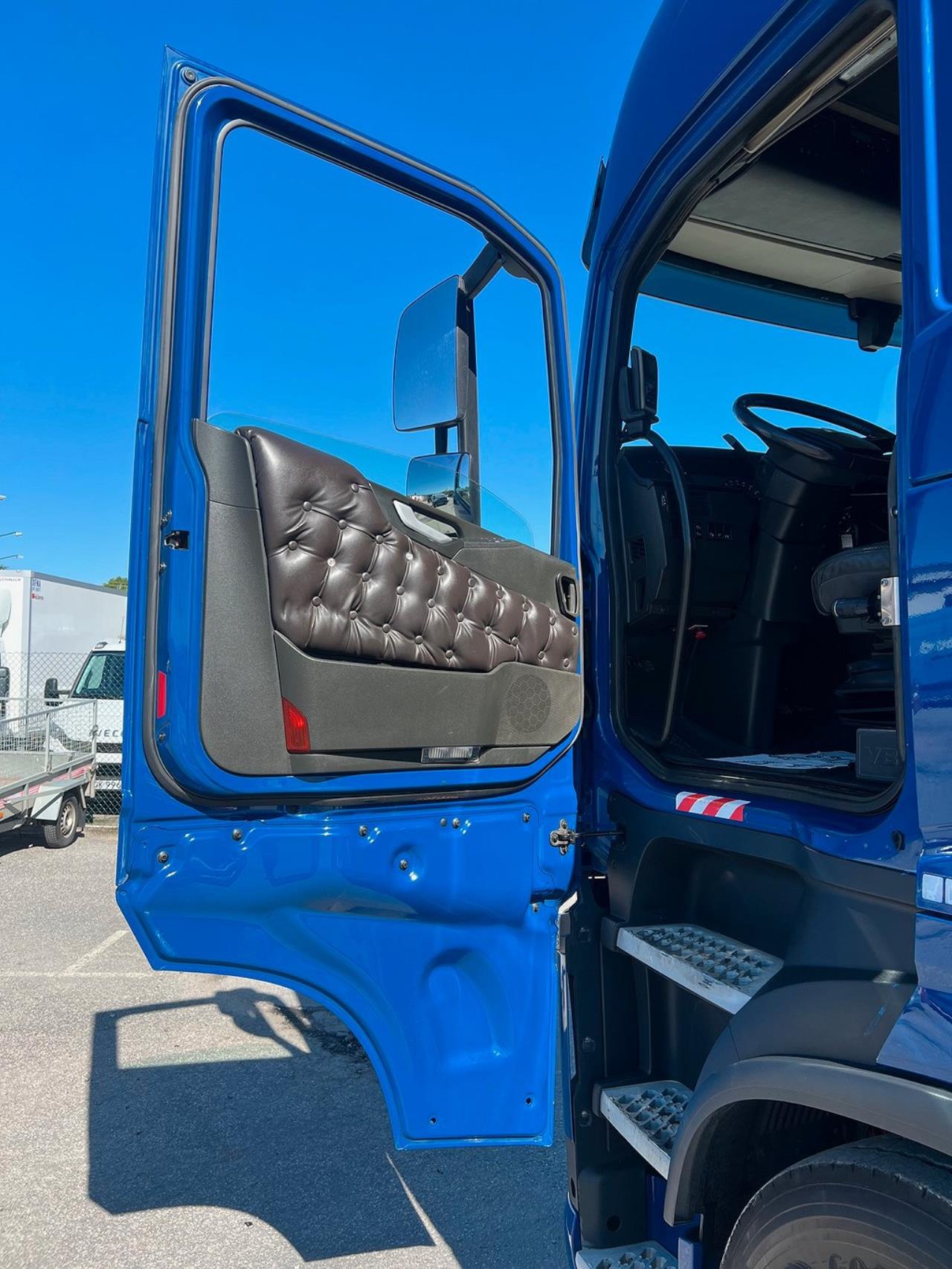 Volvo FH13 460 8x4*4 Tridem Lastväxlare Euro 6 & Schaktflak 2015 - Krok/Lastväxlare