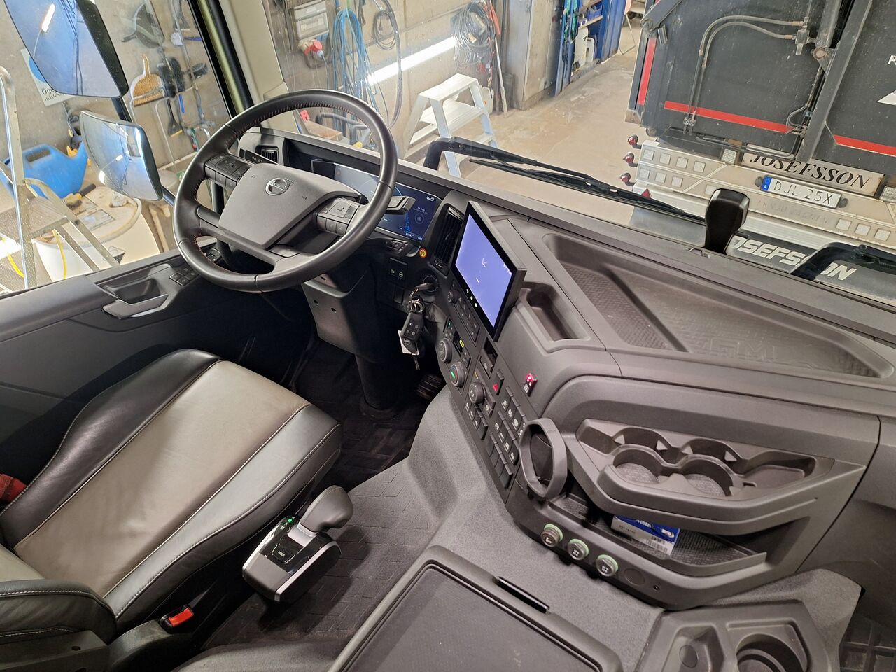 Volvo FM 6x6 Dumper 2020 - Tipp