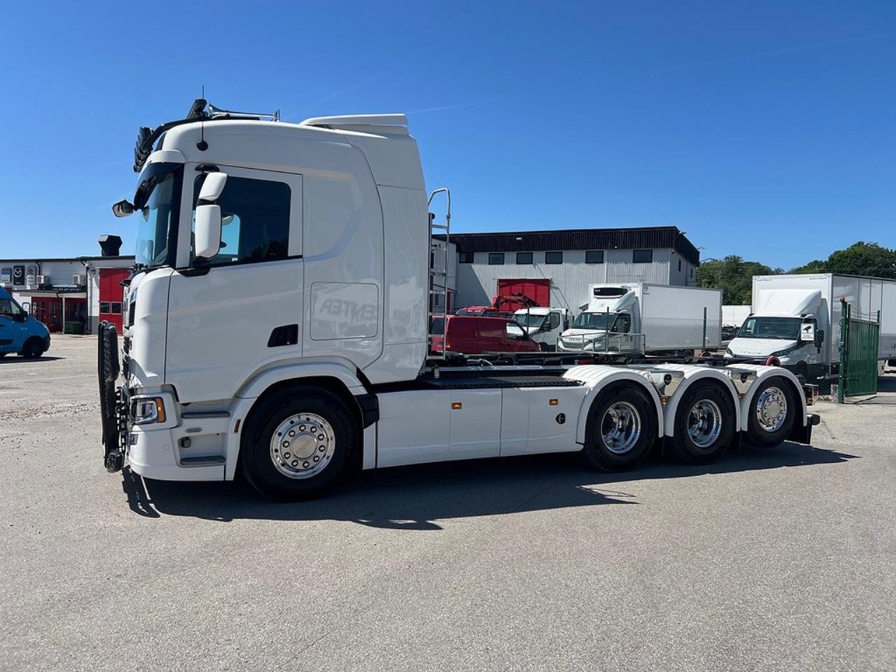 Scania R500 8x4*4 Tridem 26 T Hiab  Lastväxlare Fullutrustad 2025 - Krok/Lastväxlare